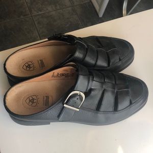 Ariat Vintage Buckle Slides Size 9